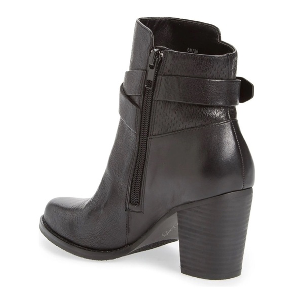 Arturo Chiang Sanya Block Heel Bootie - Picture 11 of 11